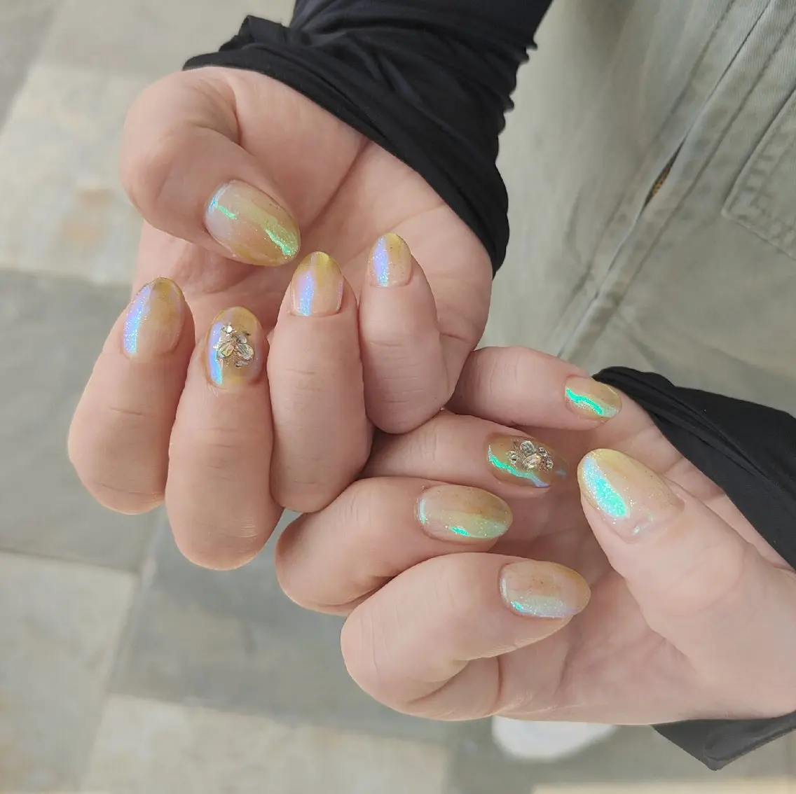 ネイル THIS NAILSのネイルデザイン