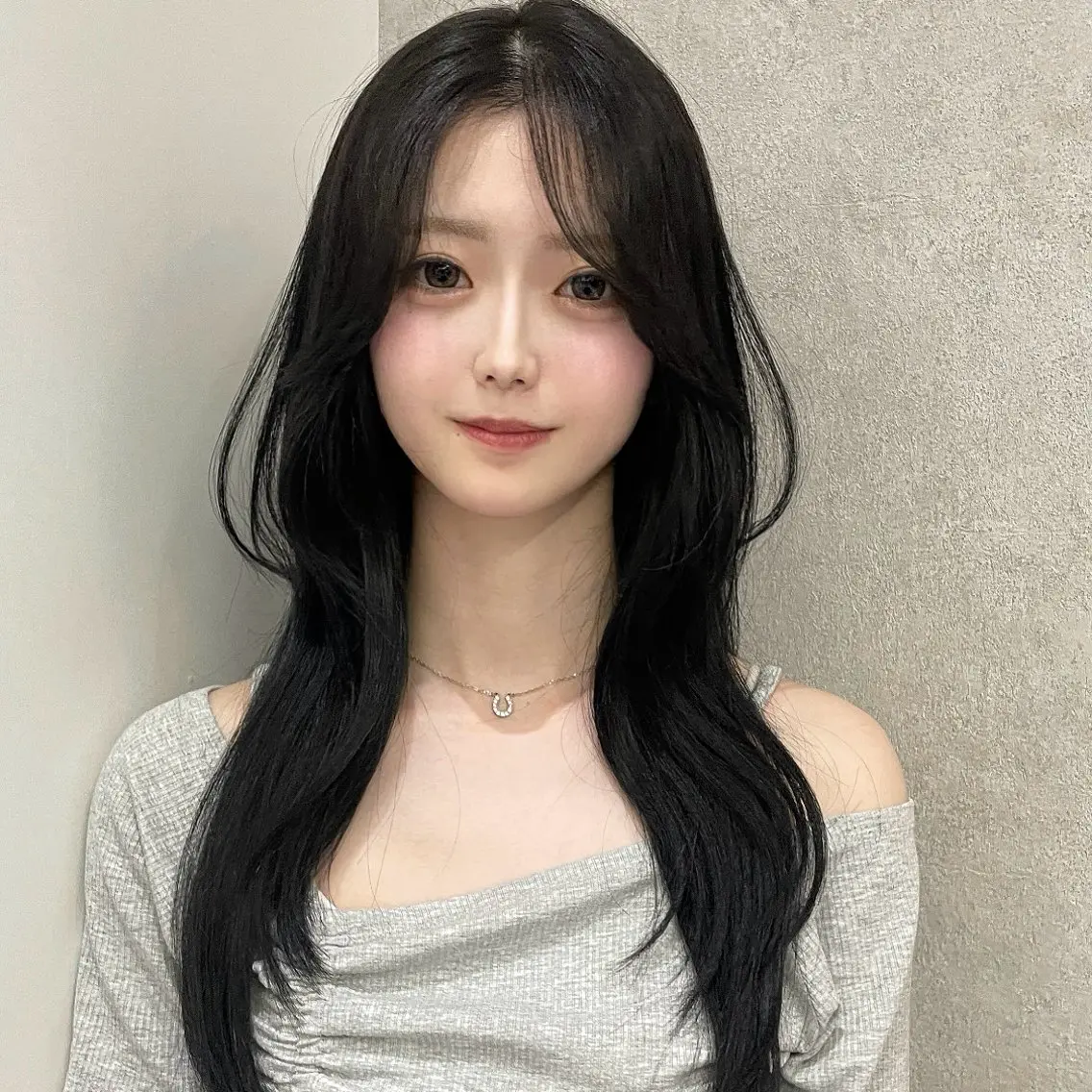 ロング カット ヘアカラー トリートメント ヘッドスパ ヘアセット ハッシュカット🖤✨ 顔周り/韓国ヘアのヘアスタイル