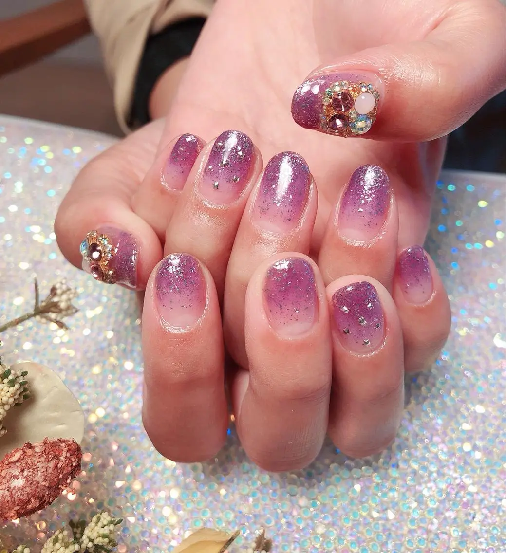 ネイル グラデーション ラメ(グリッター) 🍭Kiara Nail🍭のネイルデザイン