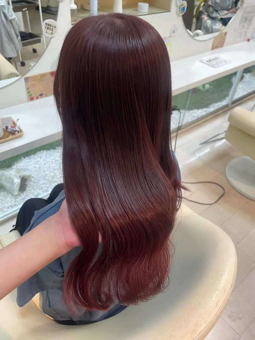 ロング カット ヘアカラー トリートメント miyabi/ eMuのヘアスタイル