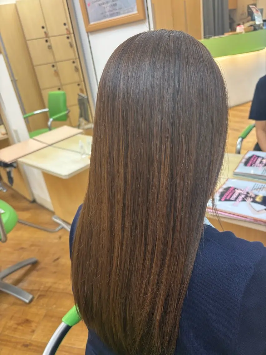 ロング カラー カット ヘアカラー トリートメント 植野 陽菜のヘアスタイル