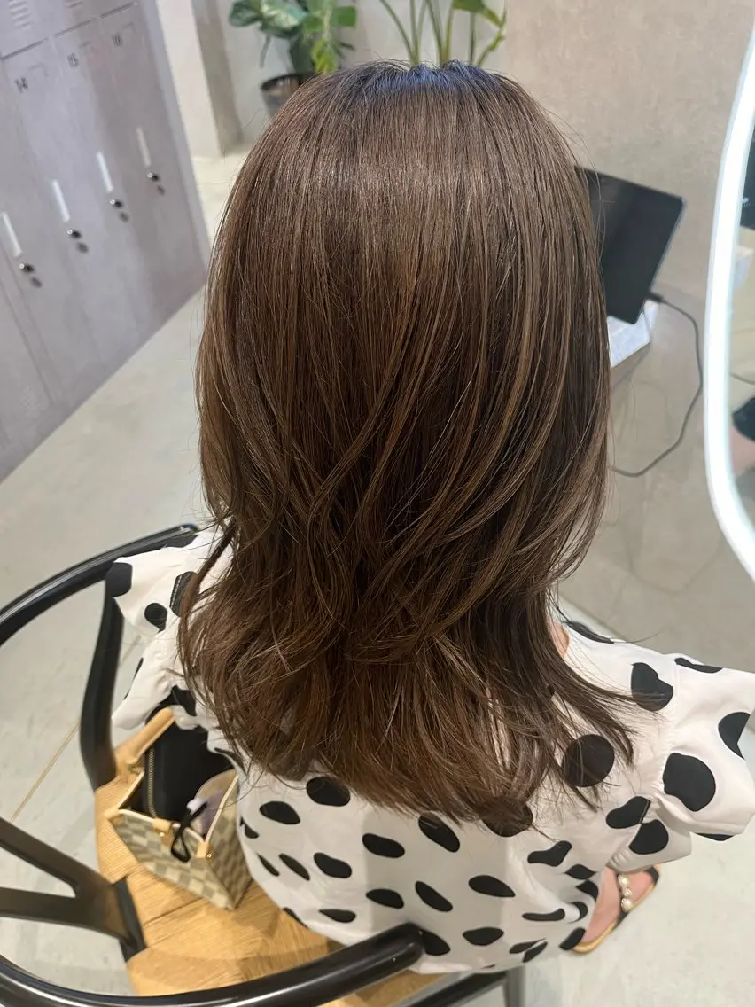 セミロング カット ヘアカラー 福島 果音のヘアスタイル