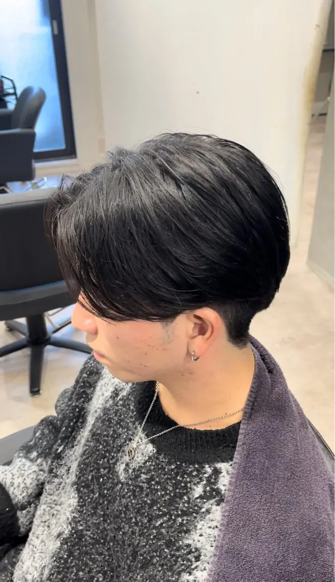 ショート センターパート特化 松本真那斗のヘアスタイル