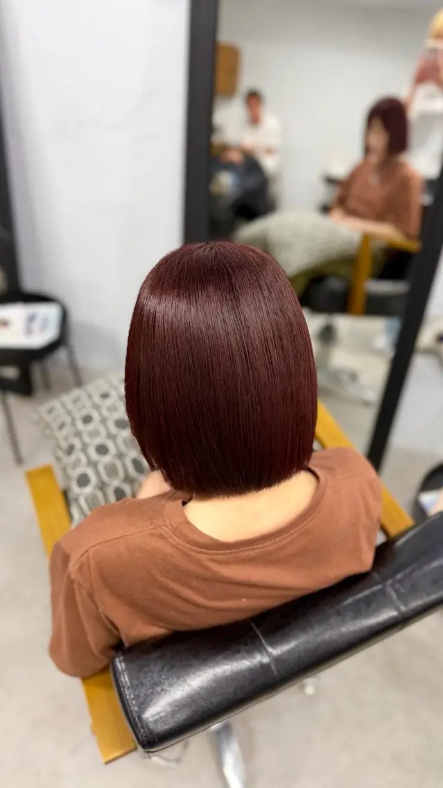 ヘアカラー 入江 桃花のヘアスタイル