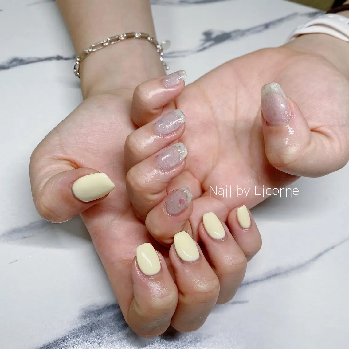 ネイル アートネイル オーロラネイル フレンチネイル 氷ネイル・うるうるネイル マグネットネイル ハンドネイル Nail by Licorneのネイルデザイン