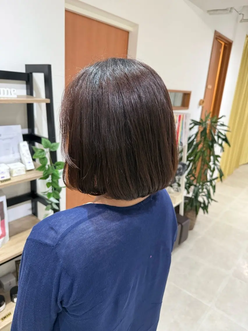 ミディアム 島 歩那のヘアスタイル