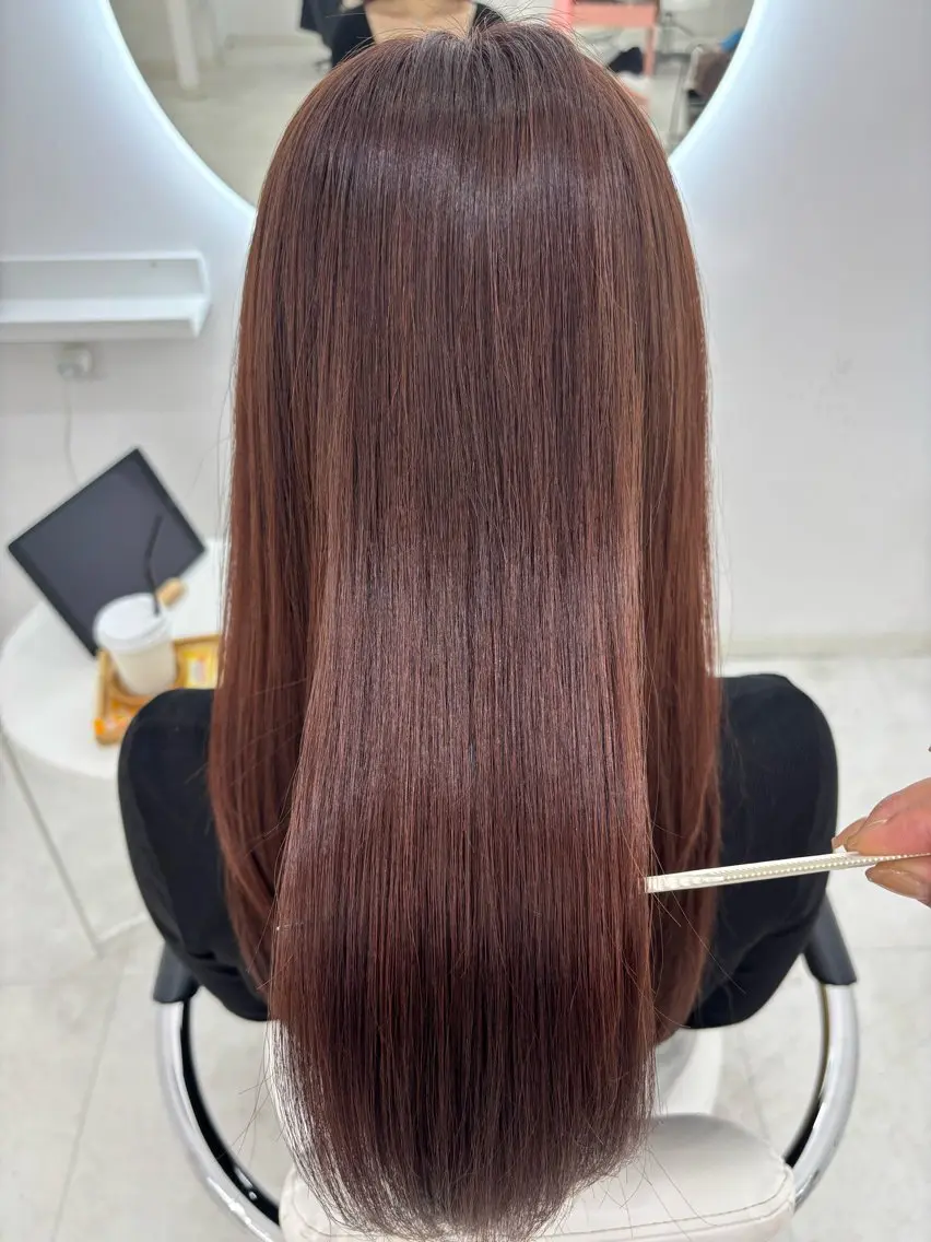 ロング カラー カット ヘアカラー 【aini天王寺】 𝐚𝐢𝐫𝐢✂︎のヘアスタイル
