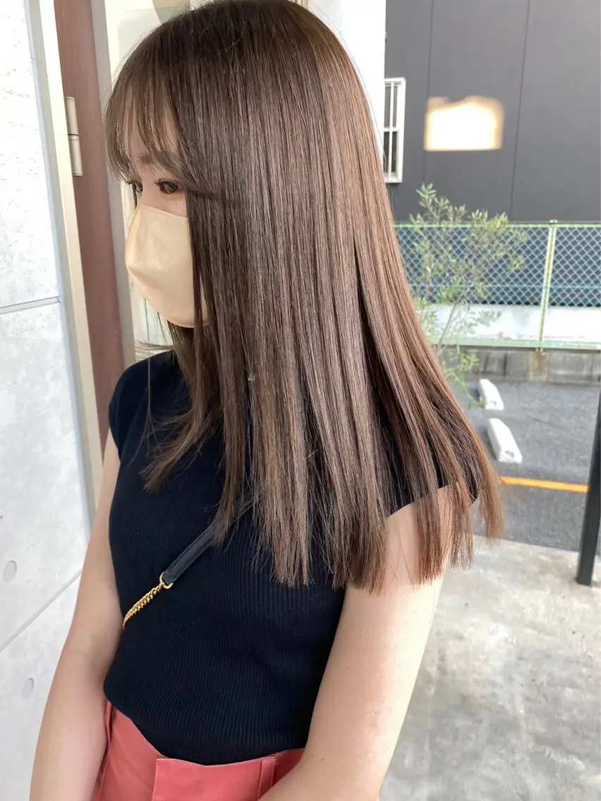 ロング 尾崎 虹美のヘアスタイル