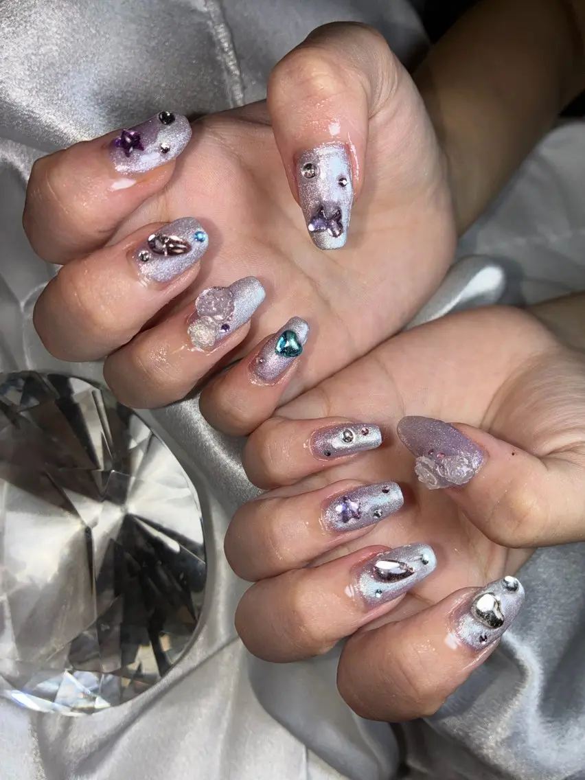 ミディアム ハンドネイル YOKOSUKA NAILS💅⚓️のネイルデザイン
