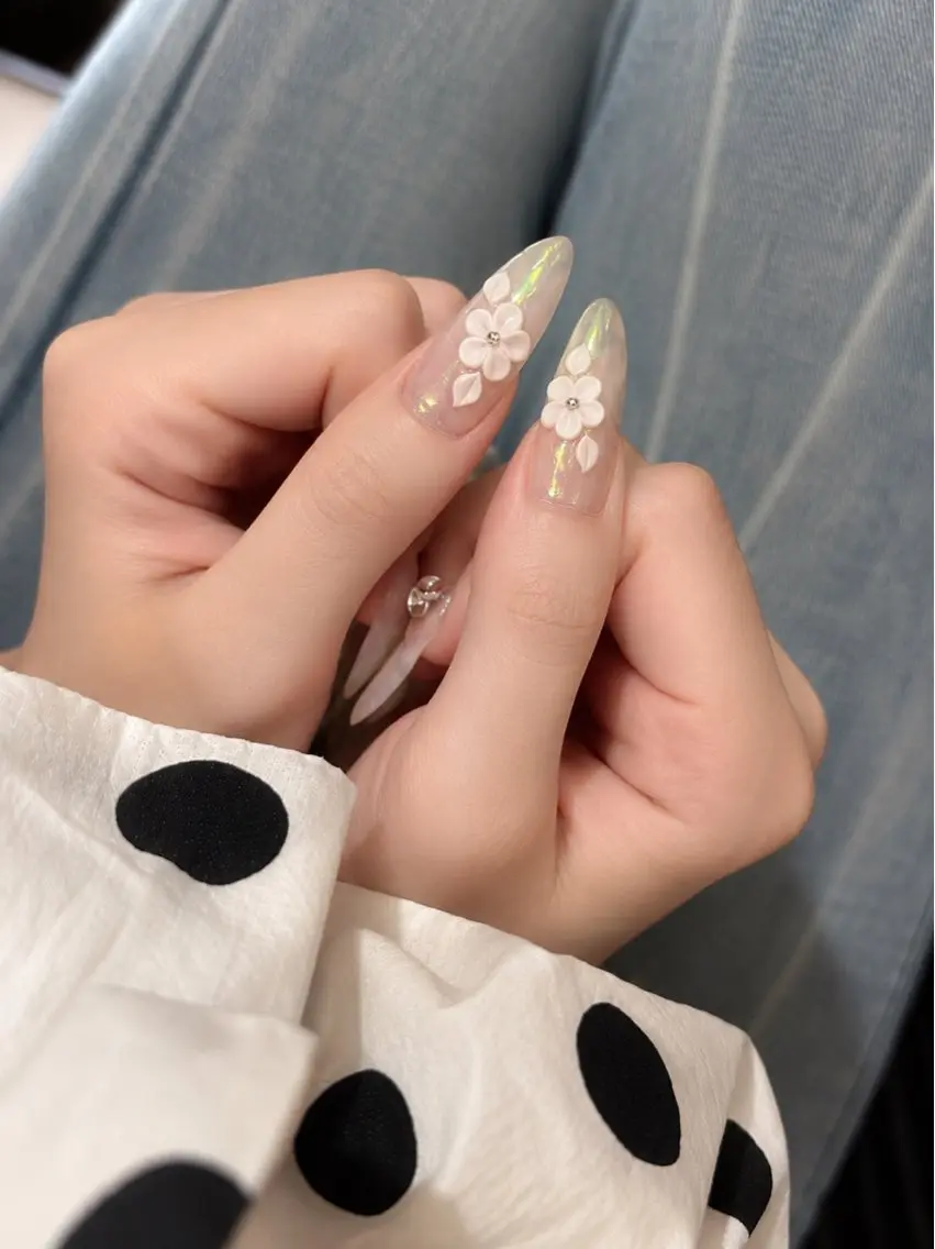 10本長さ出し+お花デザイン2本の写真