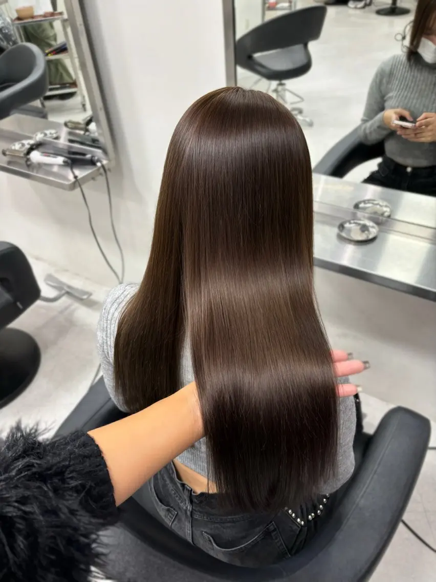ロング カラー ベージュカラー ブリーチ 透明感カラー フォギーベージュ グレージュ カット ヘアカラー 韓国レイヤー/ 縮毛矯正🎀minaのヘアスタイル