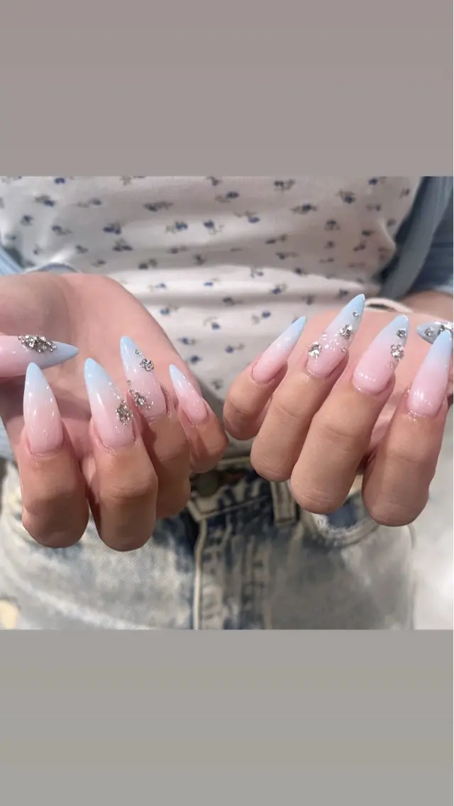 ネイル ハンドネイル 🧁fein. nana🩵のネイルデザイン