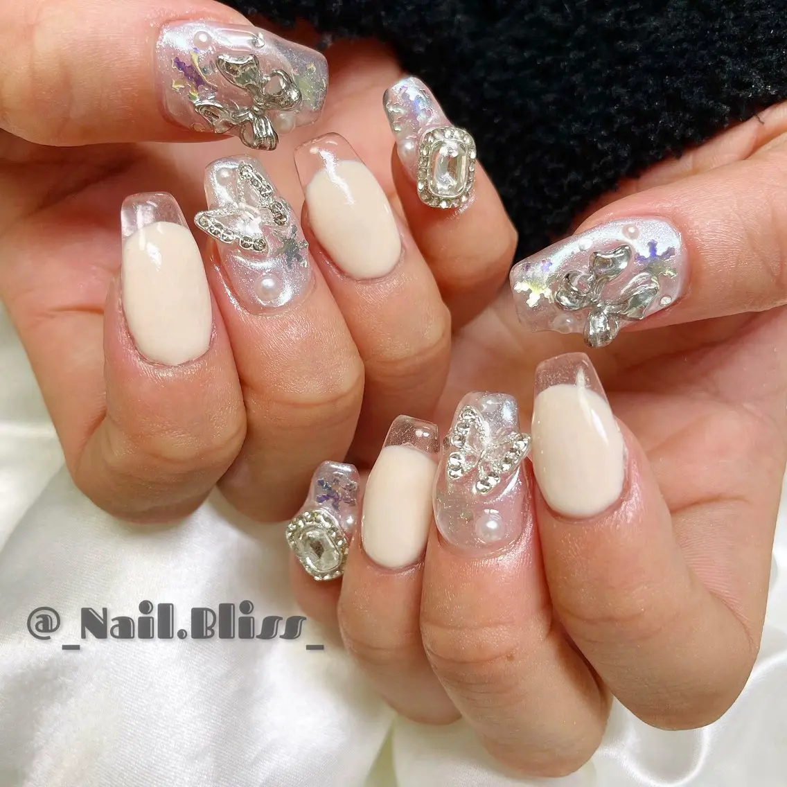 ネイル ホワイト ハンドネイル NAIL BLISSのネイルデザイン