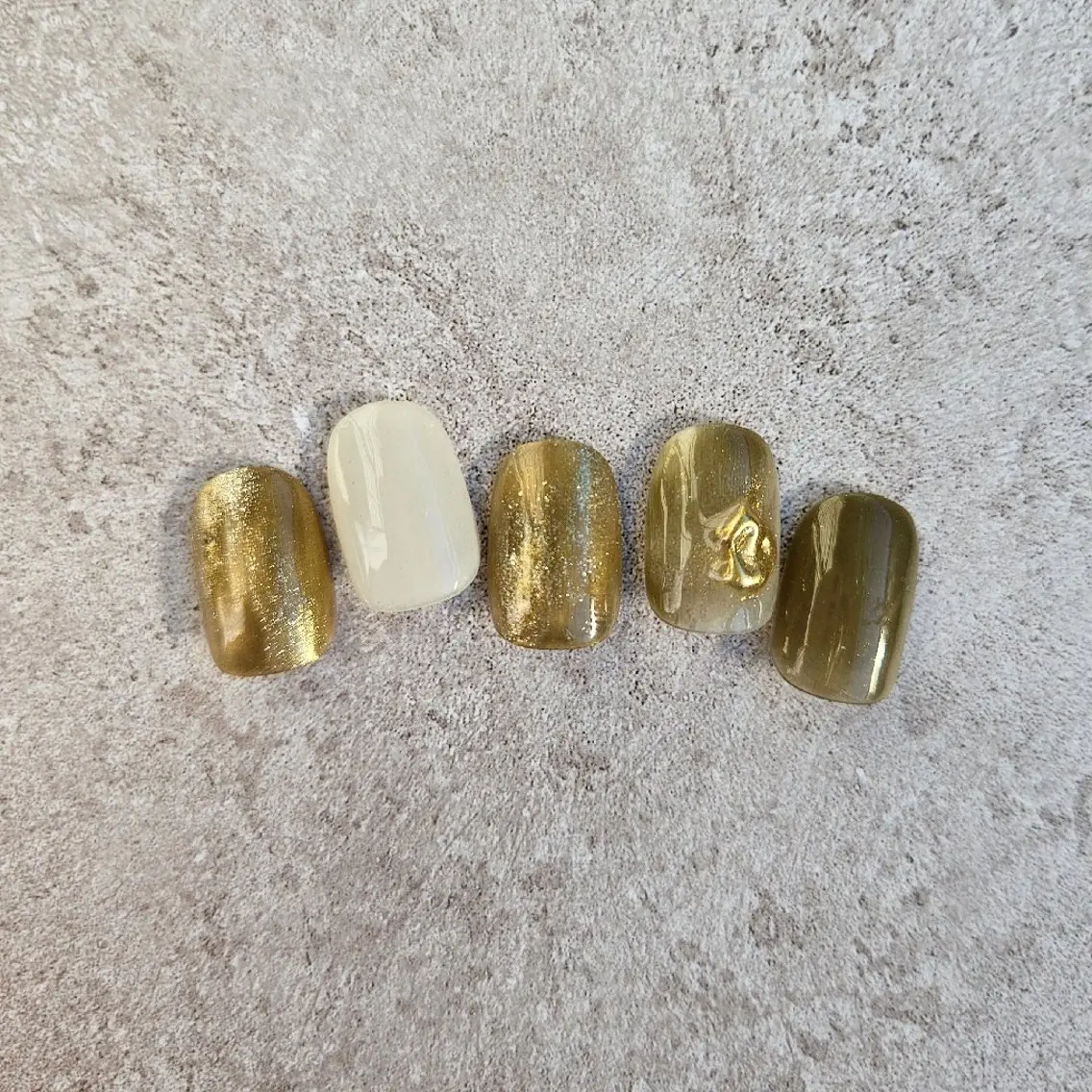 ネイル ジェルネイル キラキラネイル ニュアンスネイル パラジェル シンプルネイル ハンドネイル Nailsalon manoのネイルデザイン