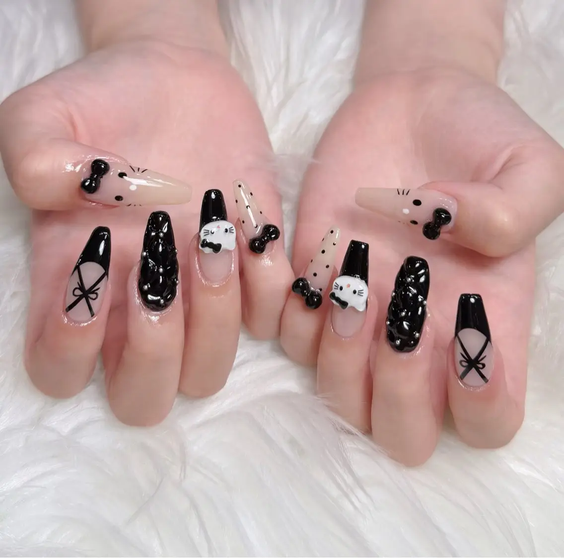 ネイル オーロラネイル チークネイル フットネイル フレンチネイル ジェルネイル ハンドネイル Nichi Nailsのネイルデザイン