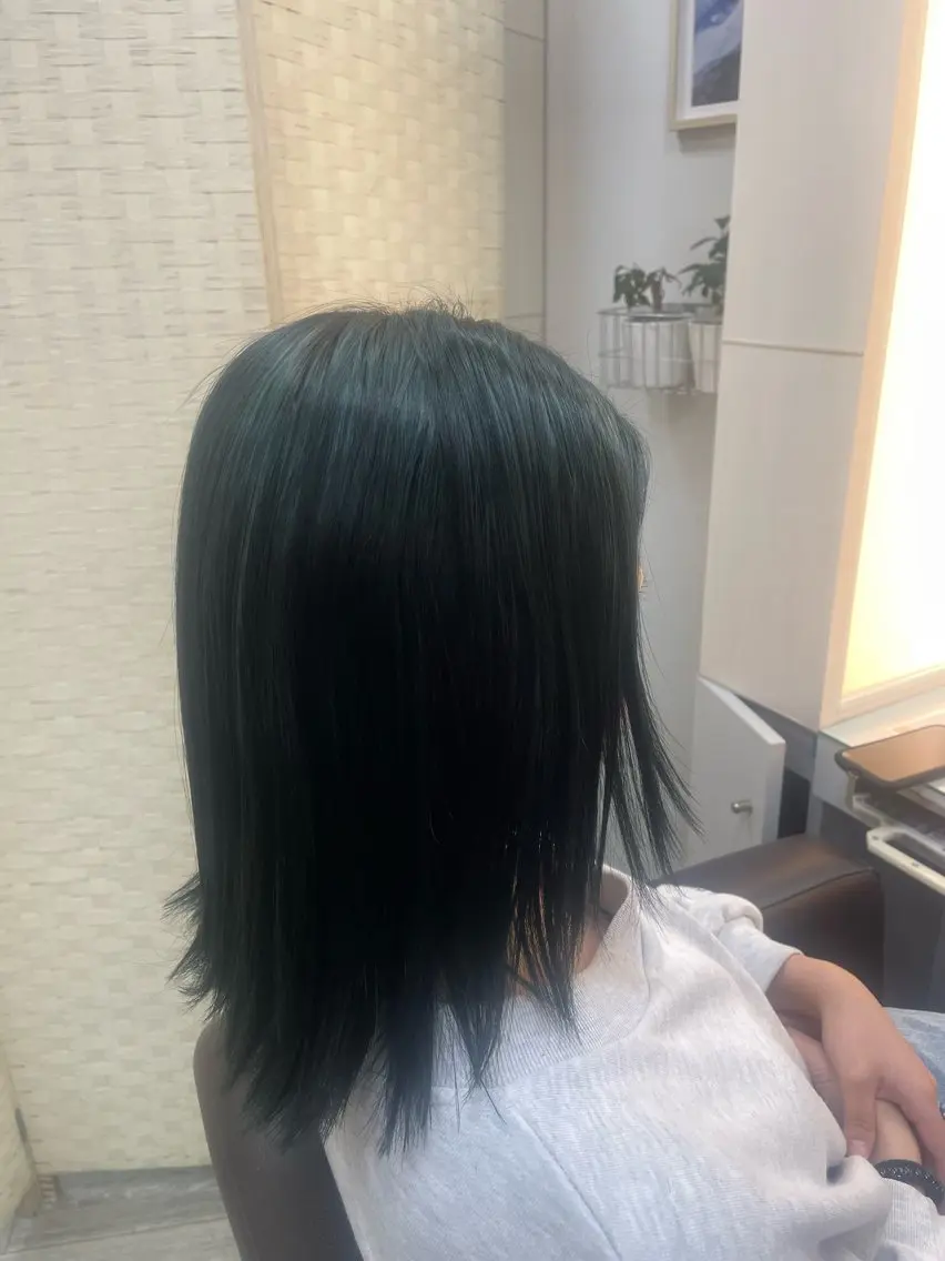 カラー こやま りほのヘアスタイル