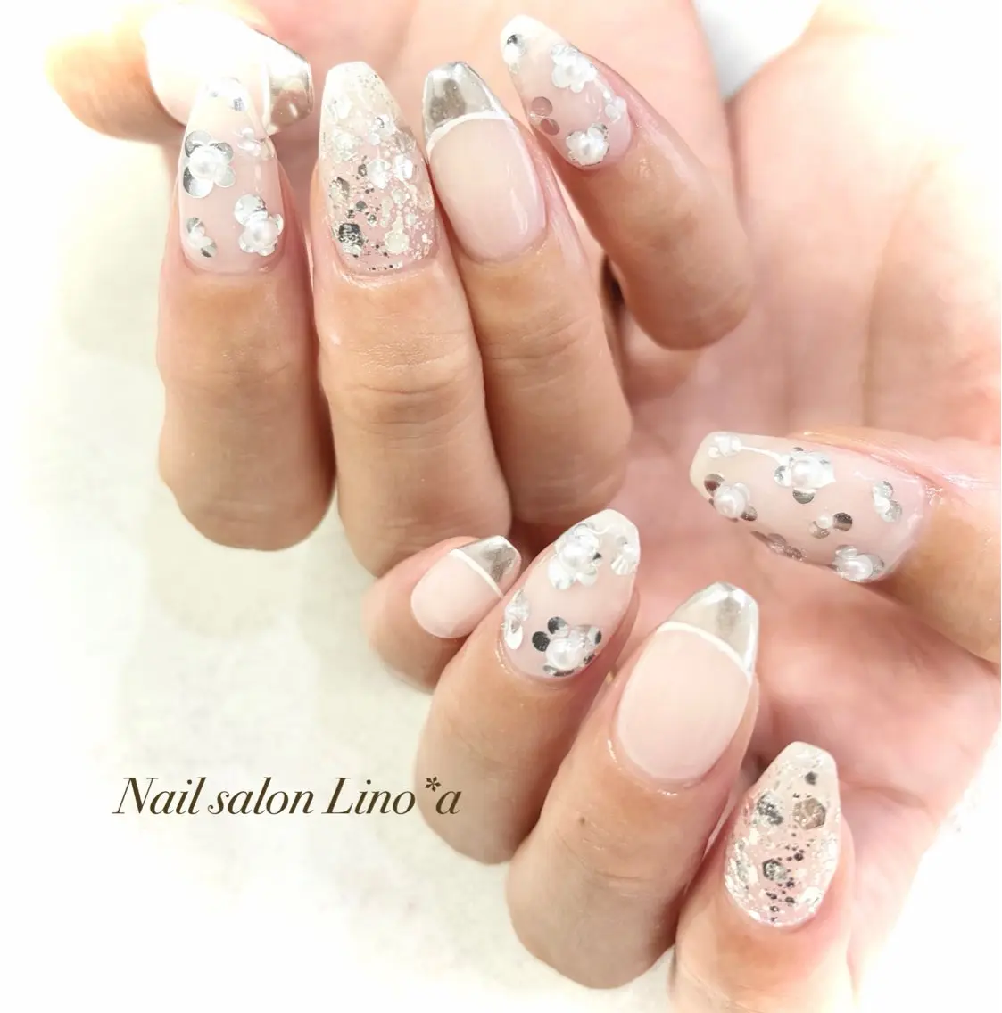 ネイル フラワーネイル フレンチネイル ミラーネイル 持ち込み ぷっくりネイル ハンドネイル Nail salon Lino*aのネイルデザイン