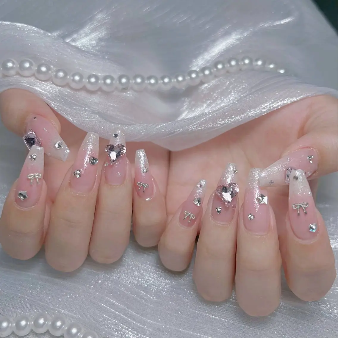 ネイル オーロラネイル 長さ出し フラッシュネイル フレンチネイル ジェルネイル ハンドネイル ハンドケア CiCi NailSalonのネイルデザイン