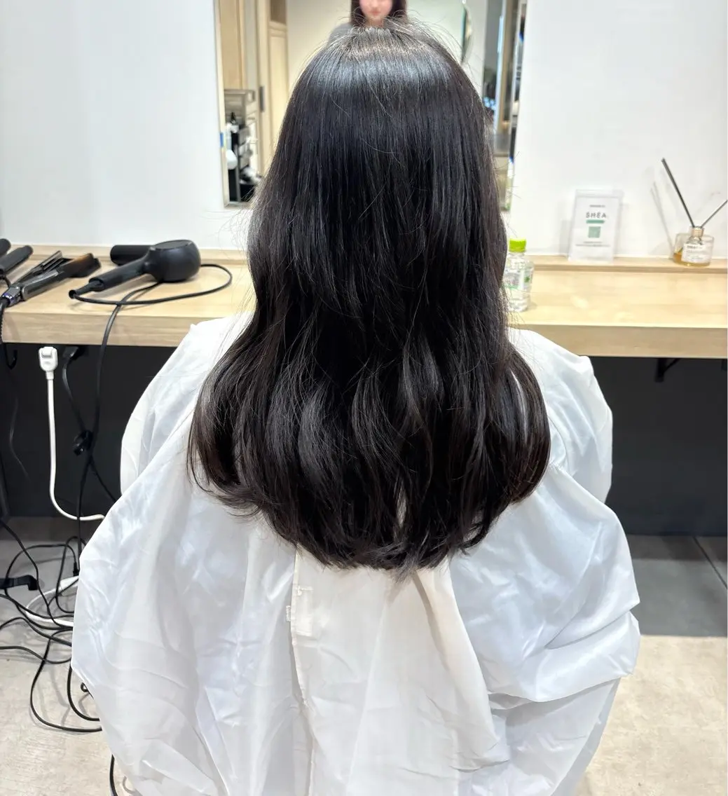 ロング カラー 透明感カラー オリーブカラー ヘアカラー SHEA /縮毛矯正 イソダハルカのヘアスタイル