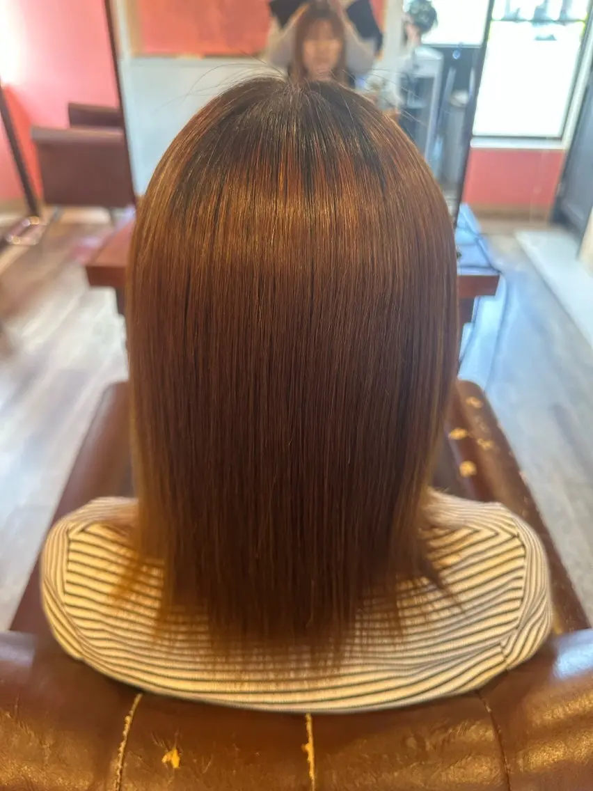 ミディアム 縮毛矯正 安達 望のヘアスタイル