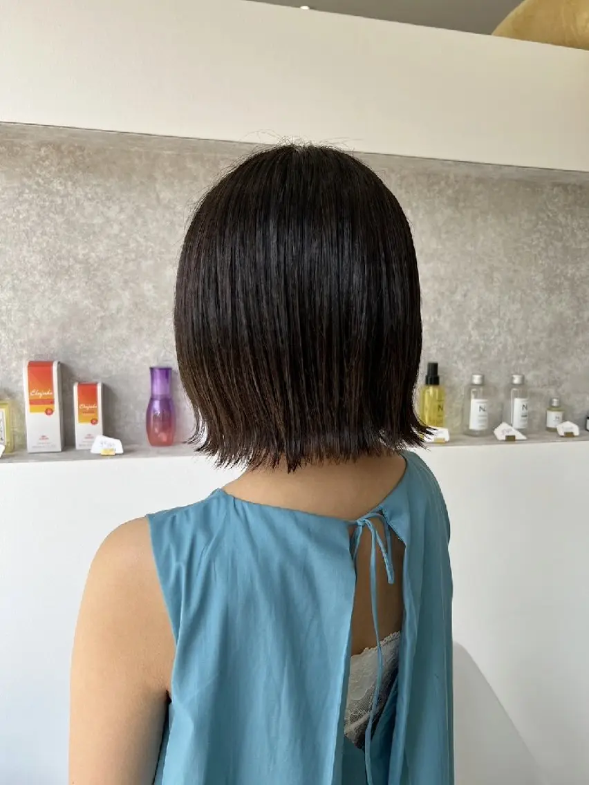 ミディアム 成瀬 サエのヘアスタイル