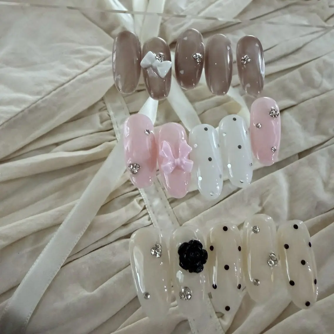 ネイル 長さ出し ジェルネイル 韓国ネイル マグネットネイル 持ち込み ハンドネイル amu.nail Tokoのネイルデザイン