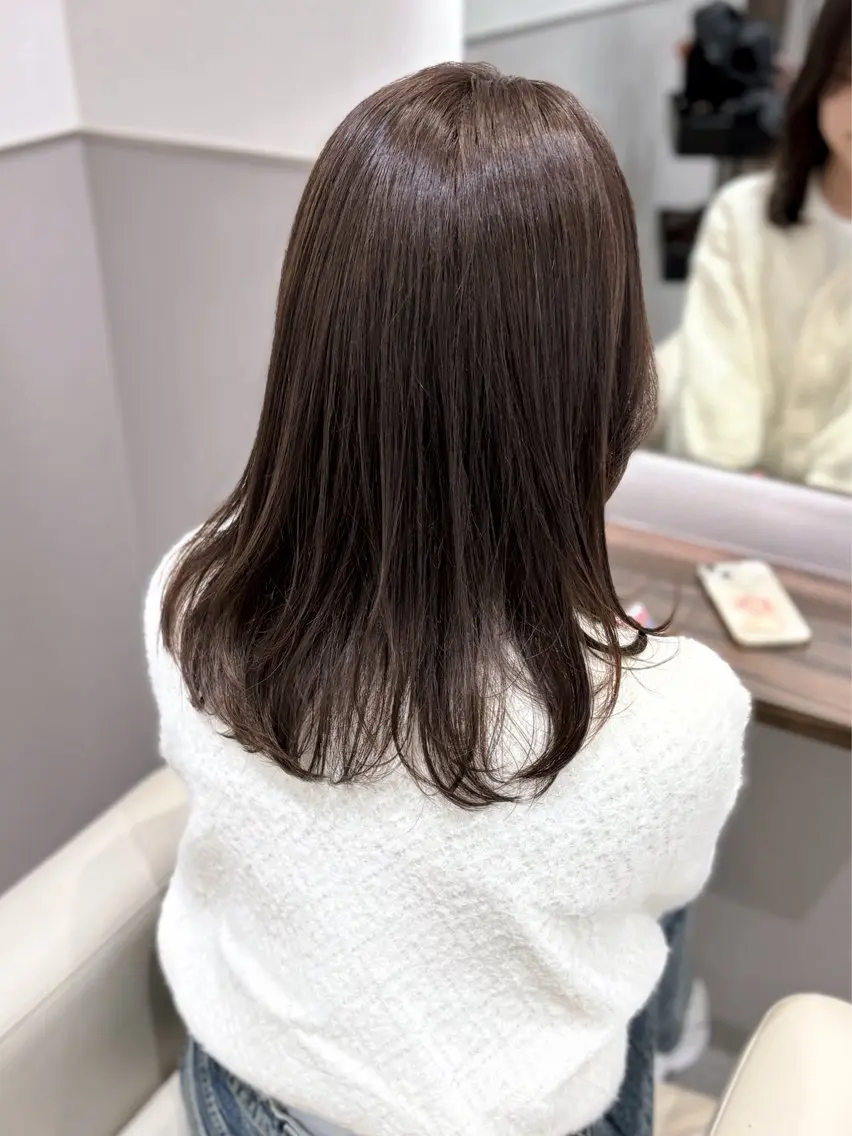 ミディアム カラー グレージュ ヘアカラー トリートメント Zina.金上美玲 ✲Layer✲南船橋のヘアスタイル