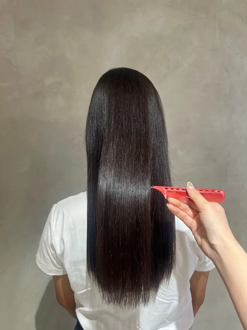 ロング 縮毛矯正 カット 縮毛矯正 トリートメント 切りっぱなしボブ/ 艶カラー/綾莉のヘアスタイル