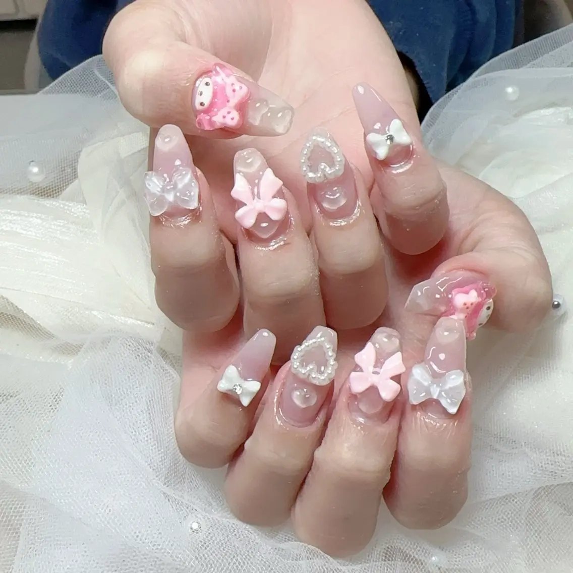 ネイル ハンドネイル 🦢Ella💌 長さだし専門店☁️のネイルデザイン