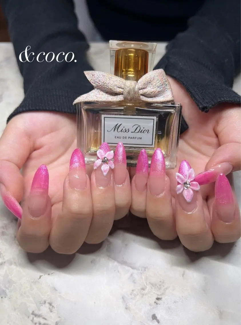 ネイル アートネイル 長さ出し フラワーネイル 持ち込み ハンドネイル & coco.のネイルデザイン