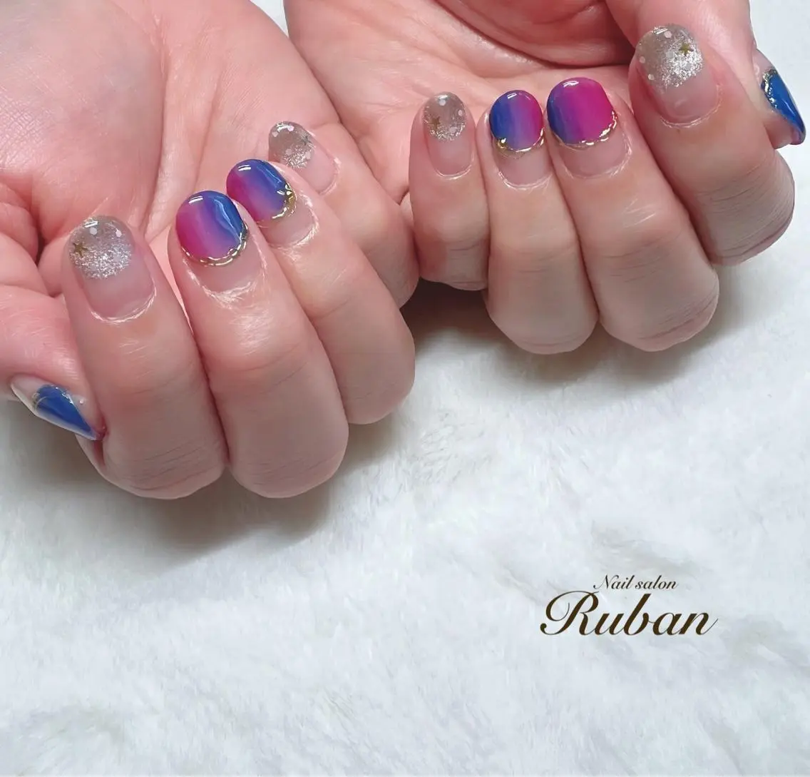ネイル グラデーション マグネットネイル ミラーネイル Nail salon Rubanのネイルデザイン