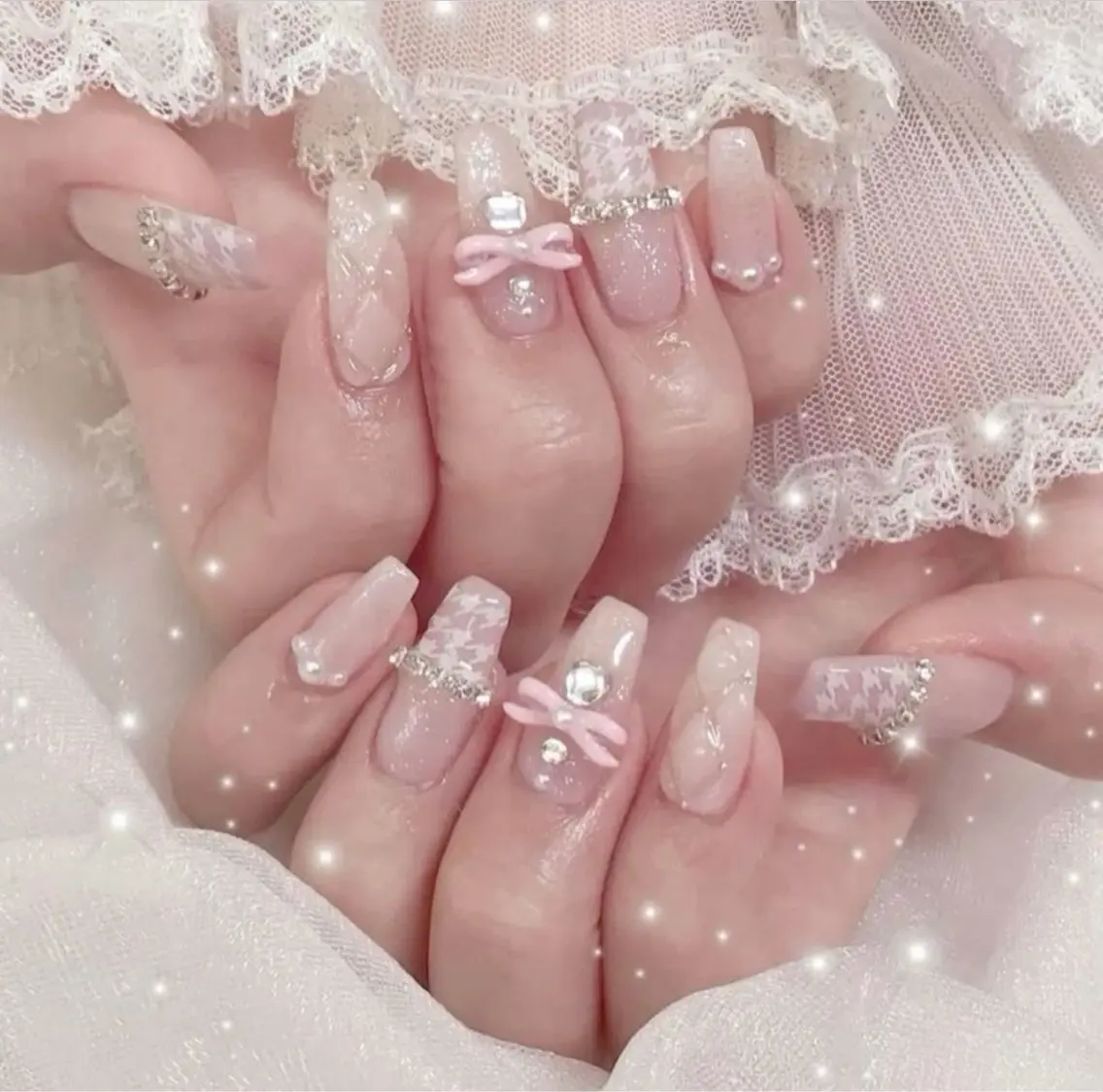 ネイル 成人式 ロングネイル マグネットネイル 大理石ネイル(マーブル) リボン ハンドネイル Amee Nail Salonのネイルデザイン