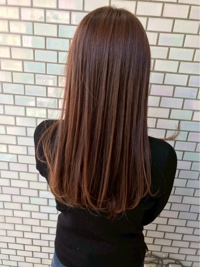 カラー ブリーチ ヘアカラー 上村 陽菜のヘアスタイル