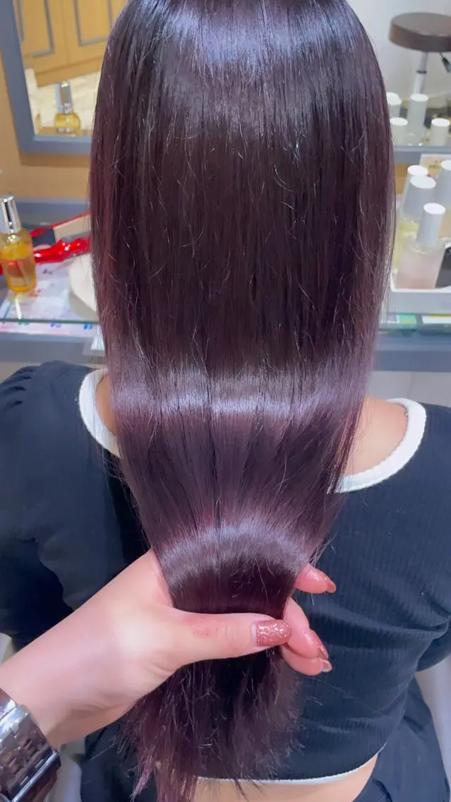 ロング カラー 髪質改善 山内 愛可のヘアスタイル