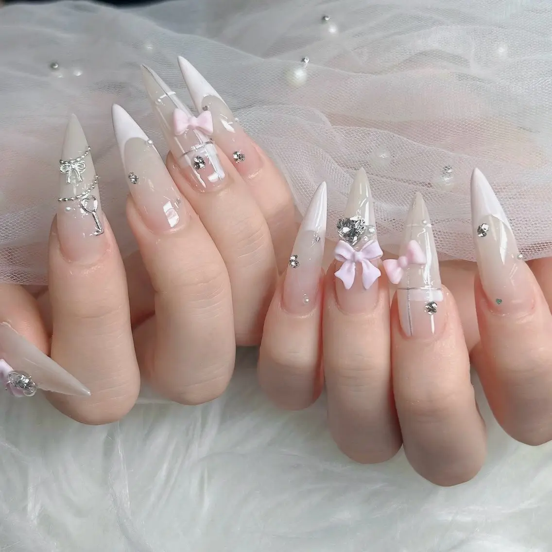 ネイル フットネイル フレンチネイル グラデーション 韓国ネイル ロングネイル ハンドネイル Hani Nail Salonのネイルデザイン