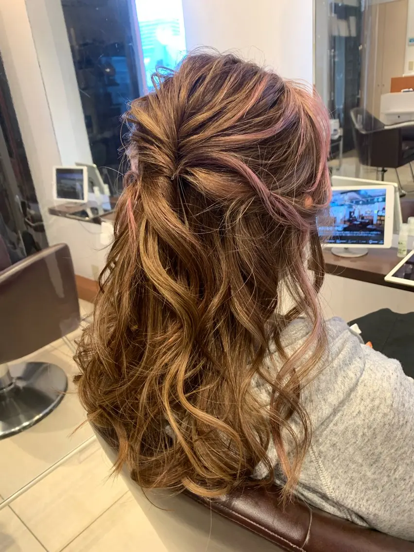 ヘアアレンジ manarino マリのヘアスタイル