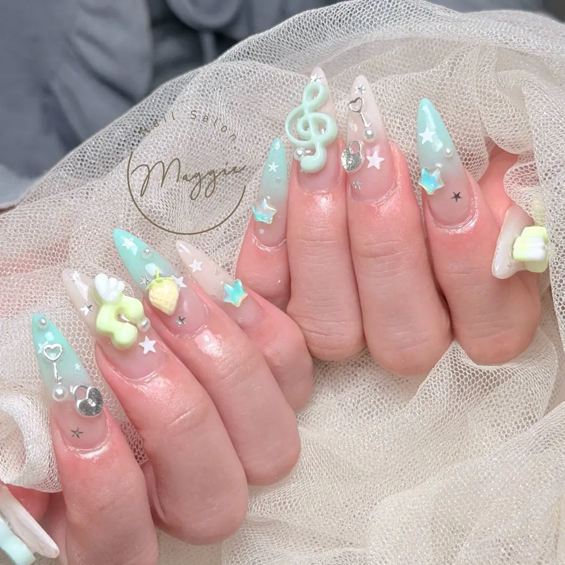 ネイル ハンドネイル Maggie Nail🦩のネイルデザイン