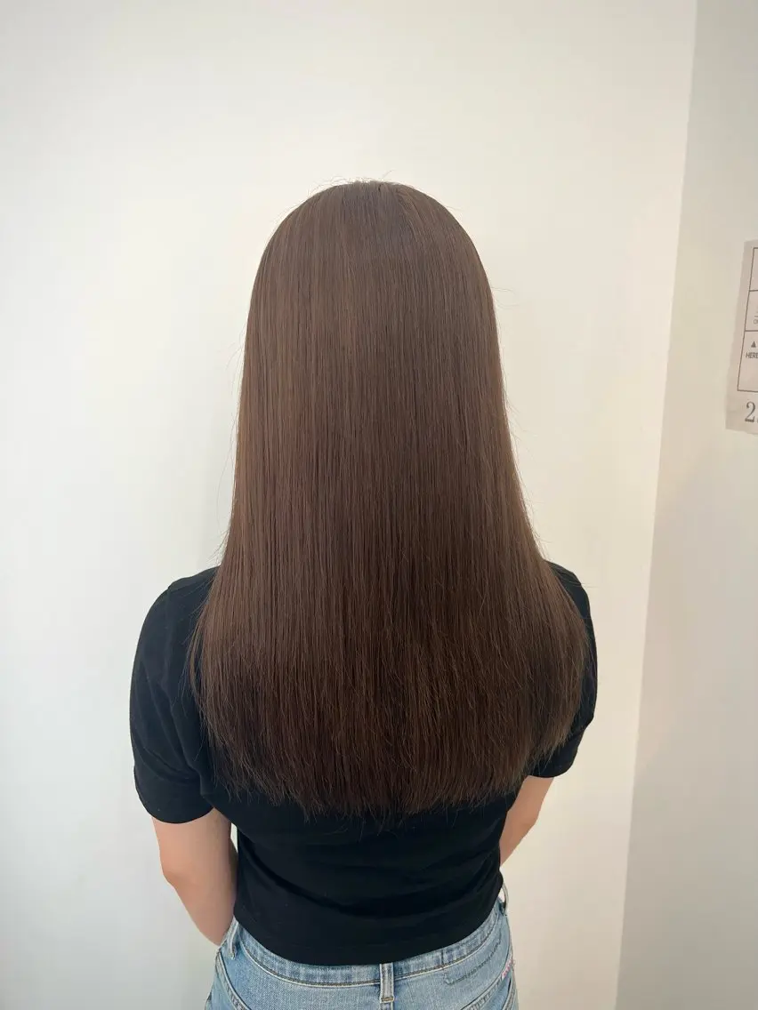 ロング カラー ブリーチ ブラウンカラー ナチュラルブラウン ブリーチなしカラー ヘアカラー Ami ケアブリーチ/表参道のヘアスタイル