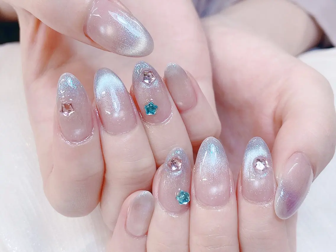 ネイル チークネイル 成人式 フレンチネイル グラデーション 氷ネイル・うるうるネイル ハンドネイル DUO   MI nail salonのネイルデザイン