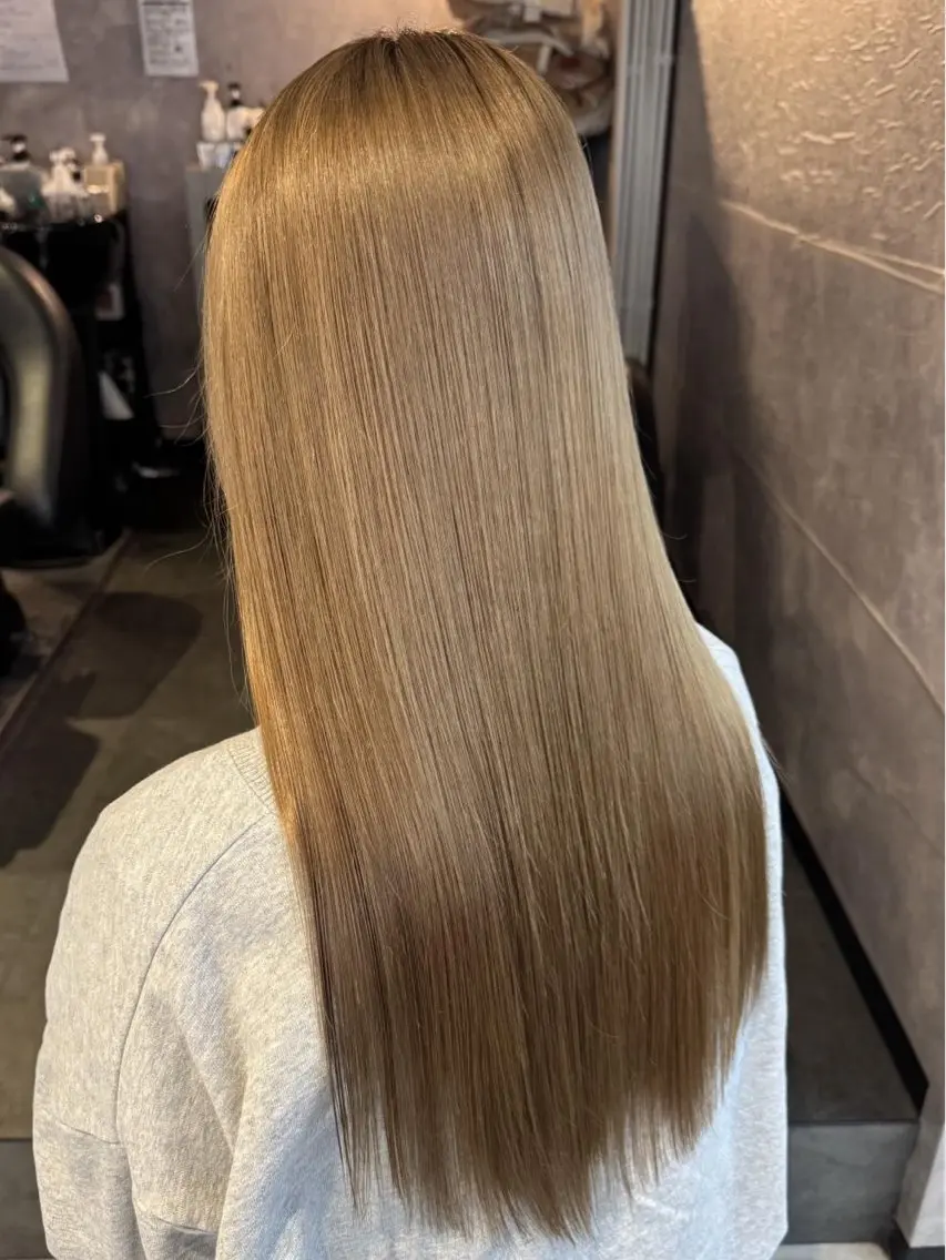 ロング カラー ベージュカラー ミルクティーベージュ 🍒さき🍒大宮/ 艶カラー特化のヘアスタイル