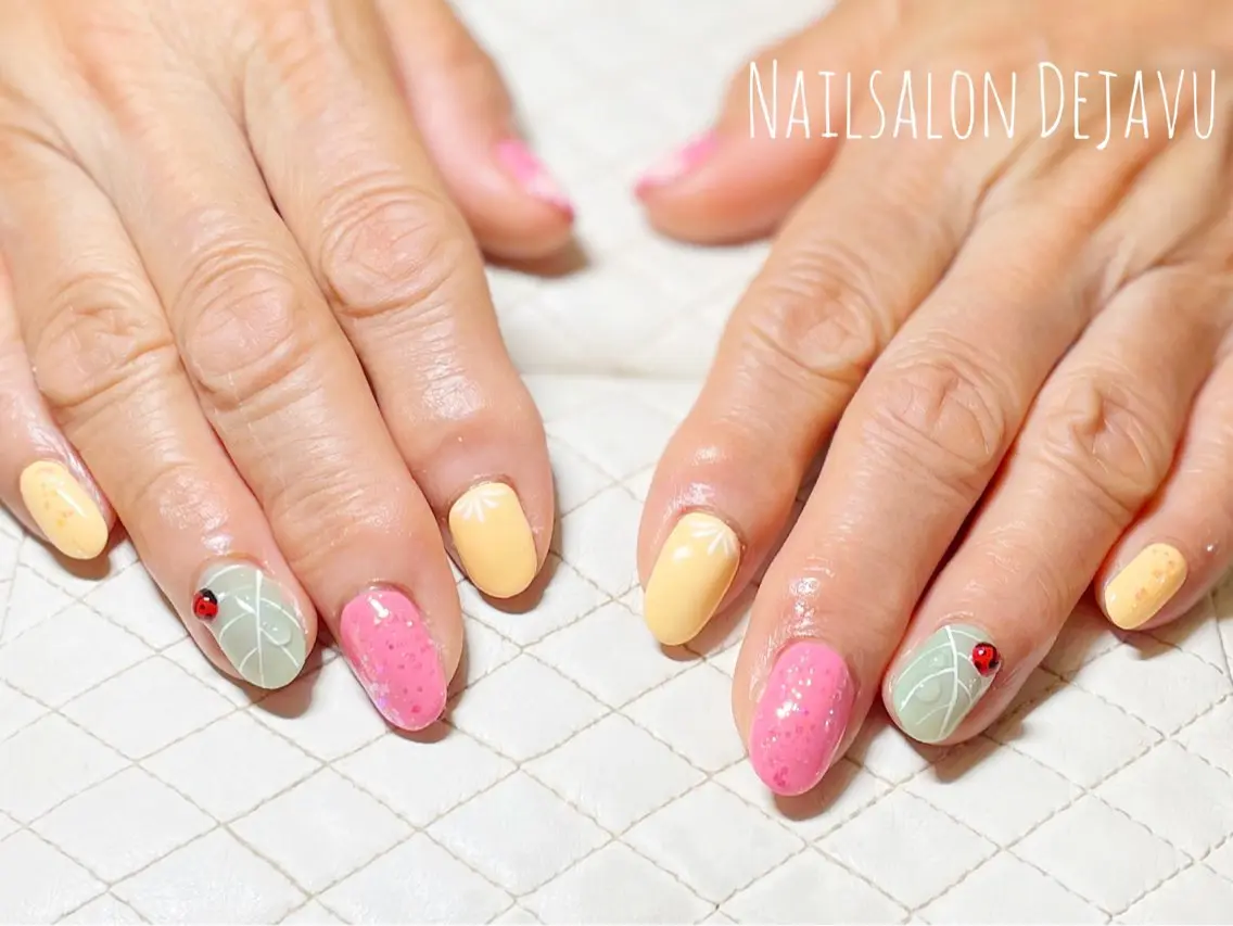 ネイル ハンドネイル Nail salon Dejavu 🌿のネイルデザイン