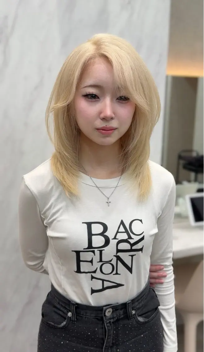 ✨️2回ブリーチしたい方はこちら✨️ブリーチ2回+オンカラー+トリートメントの写真