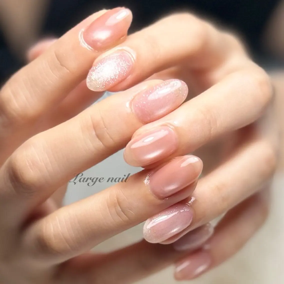 ネイル Large Nailのネイルデザイン