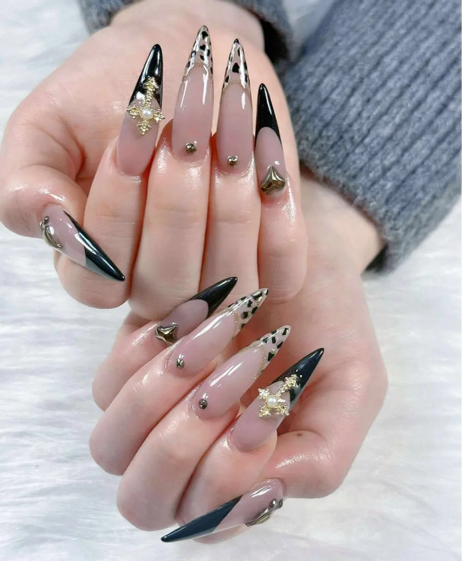 ネイル Hin Hana Nailのネイルデザイン