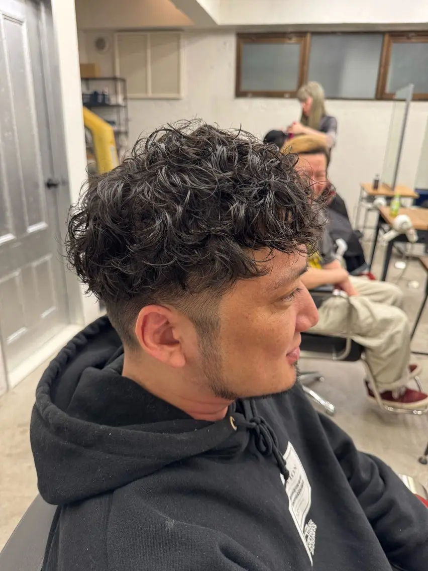 ショート パーマ メンズ フェードカット メンズパーマ カット パーマ トリートメント 💈メンズ特化💈 TASUKUのヘアスタイル