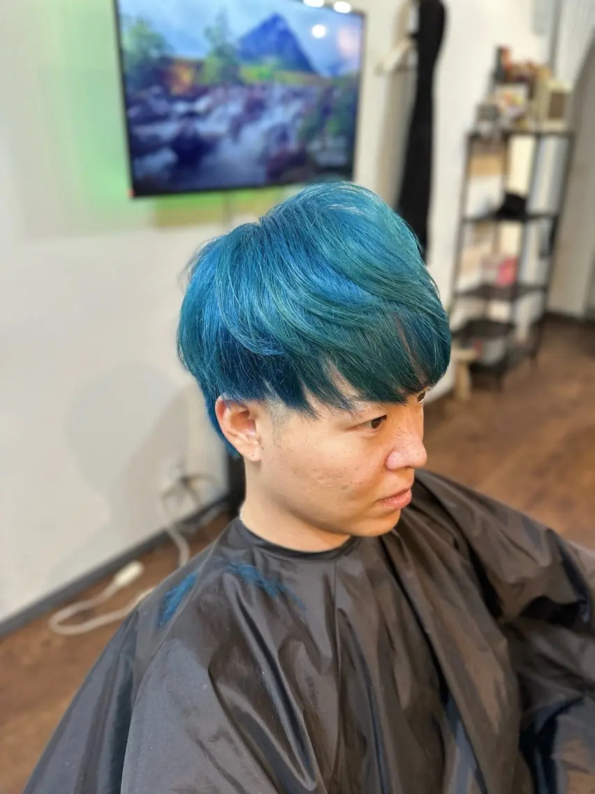ミディアム カラー メンズ メンズブリーチ ブリーチ ヘアカラー Luzir⭐︎ GEN⭐︎のヘアスタイル