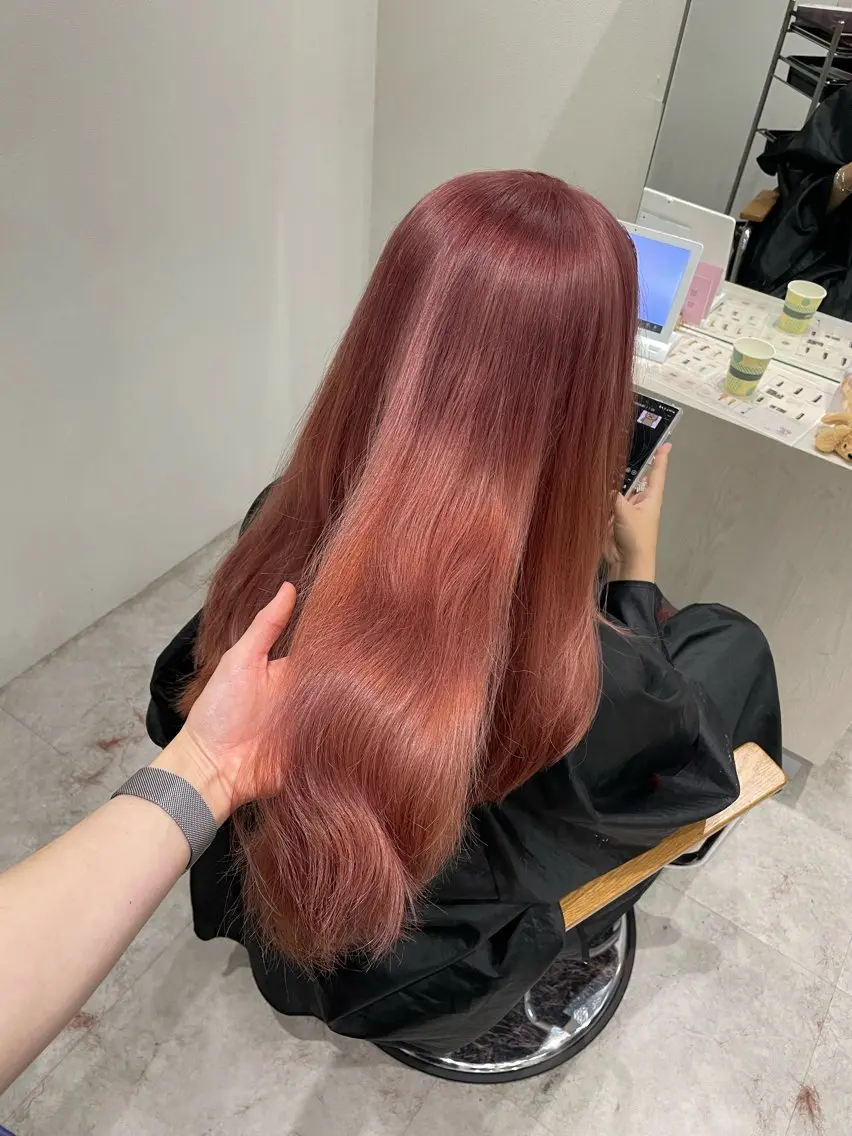 ロング ヘアカラー ♡透明感/艶カラー/ M a I ♡のヘアスタイル