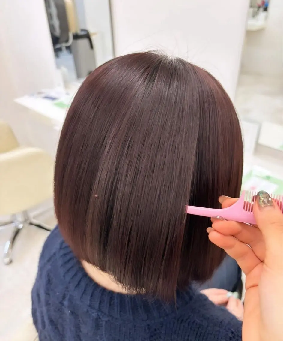 ミディアム カラー momo /レイヤー/暖色のヘアスタイル