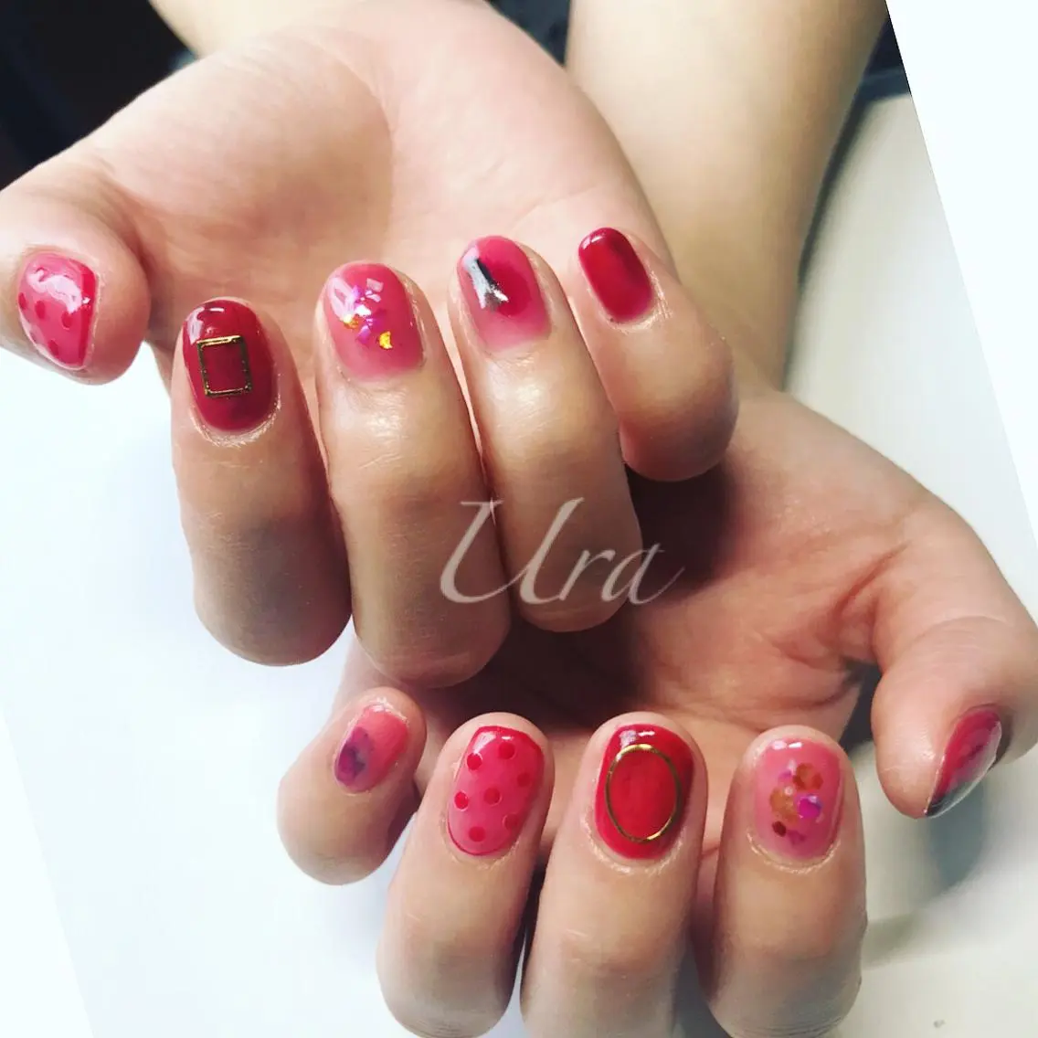 ネイル ニュアンスネイル 赤色 UrakoNail 《nail》のネイルデザイン