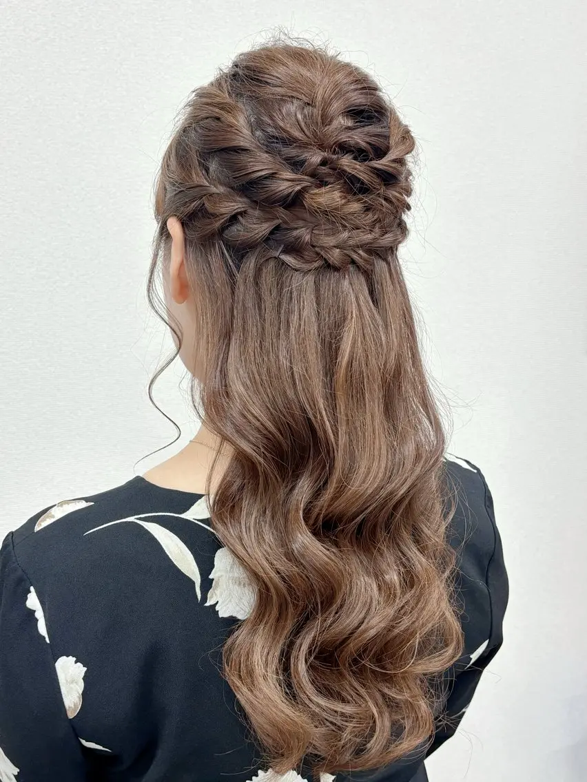 セミロング ヘアアレンジ ハーフアップ ⭐︎moe 【ヘアセット🧸】のヘアスタイル